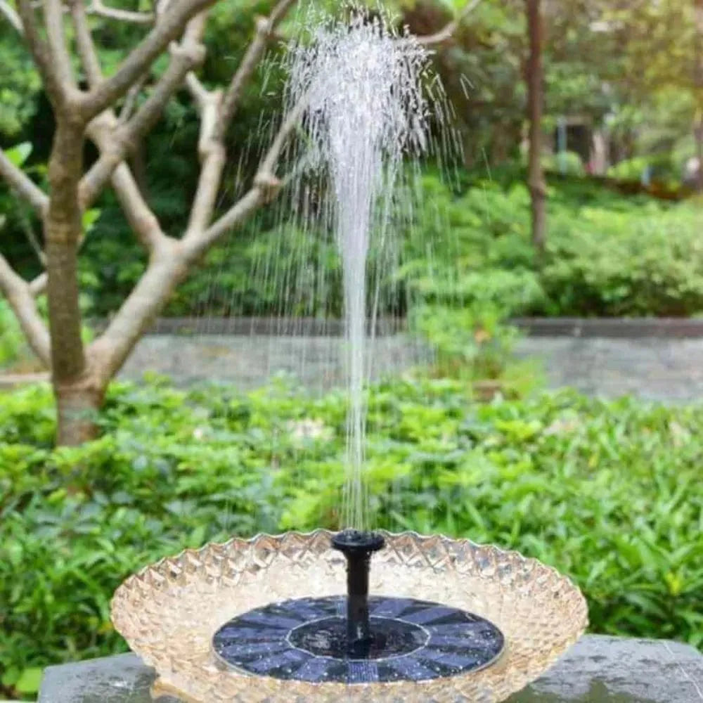 SolarFontein™ – 1+1 GRATIS! Twee zonnefonteinen voor een verfrissende en sfeervolle tuin